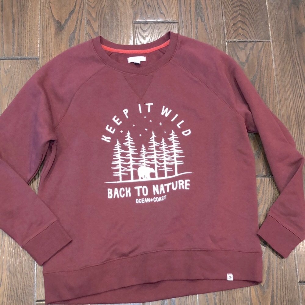 Ocean + Coast burgundy graphic sweatshirt keep it wild back to nature size large
